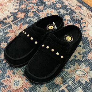 Revitalign clogs shoes suede Black Kids Shoes Gold Accents NEW orthopedic